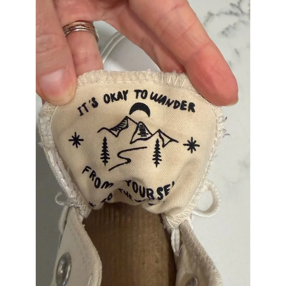 Converse‎ Chuck Taylor All Star Lift Platform Embroidered Celestial Sz 4 Youth